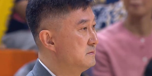 广东3消息！杜锋获男篮名宿力挺，麦考尔暂时离队，拉科迎首秀