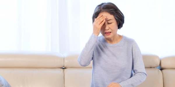 多宝体育官方入口-如果在家突发心梗，黄金6分钟自救法，快了解，关键时刻可自救
